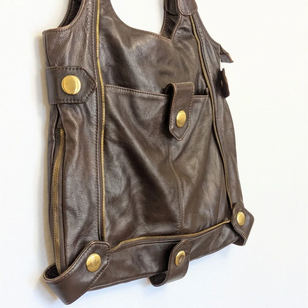 APC Brown Leather Hobo Shoulder Bag Brass Hardware Zipper Detail Expandable Tote